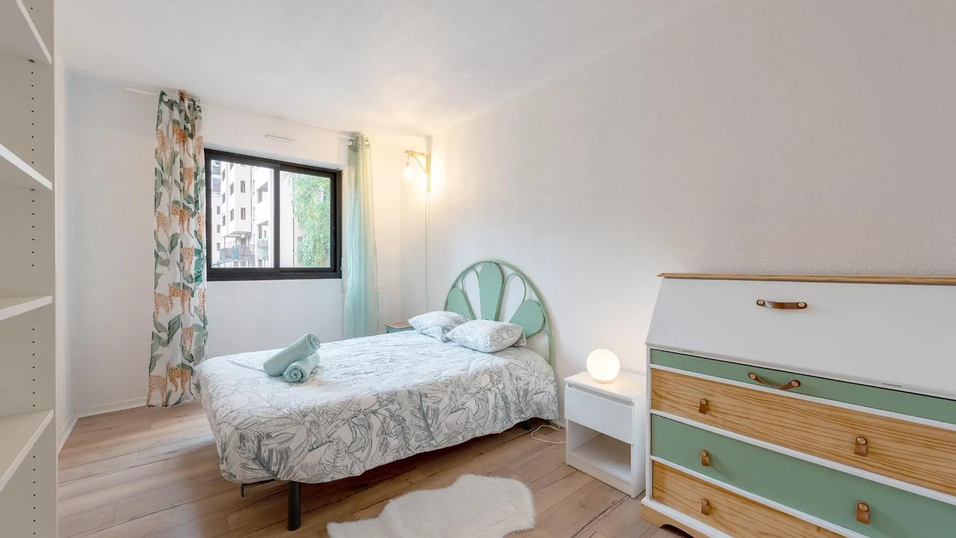 טולוז T2 Dans Residence, Terrasse Privee Et Parking